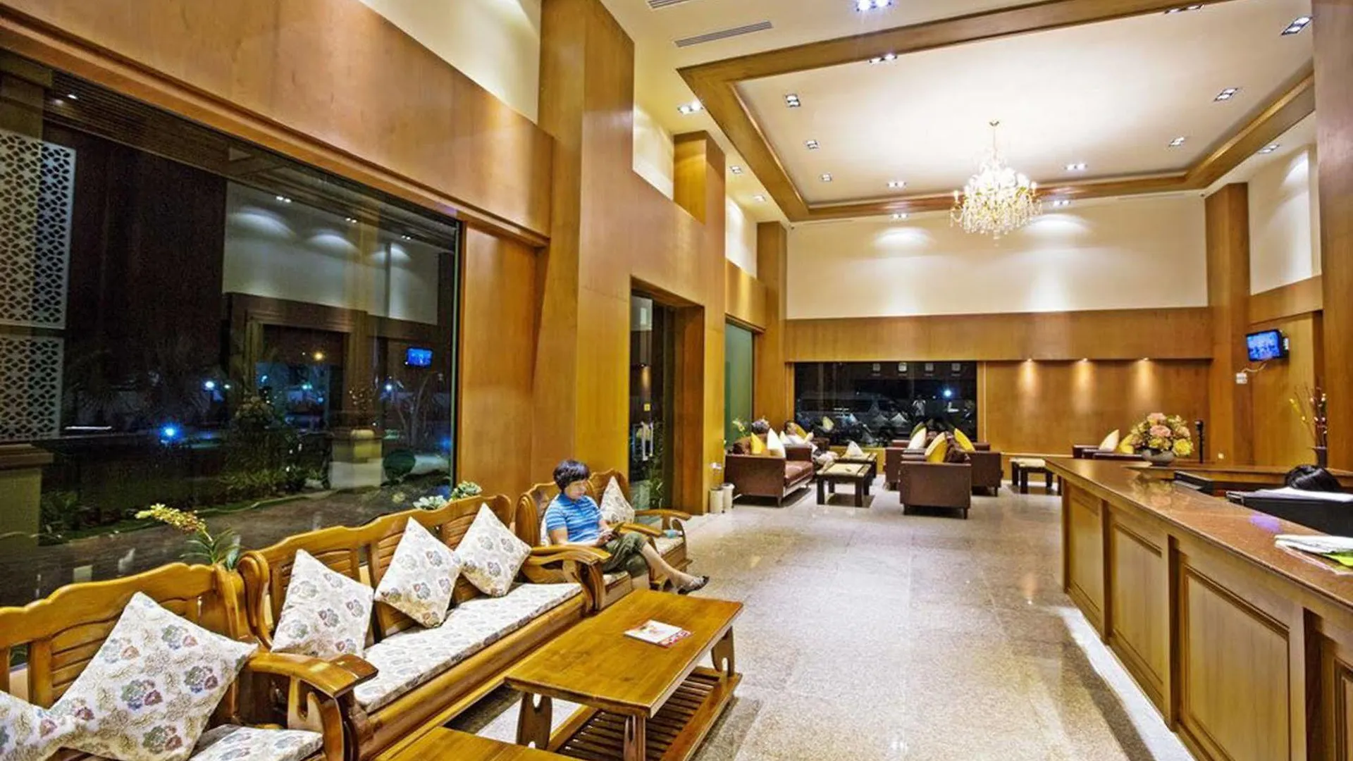 Airport Resort Phuket Nai Yang Beach